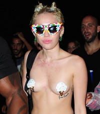 Miley Cyrus topless pasties